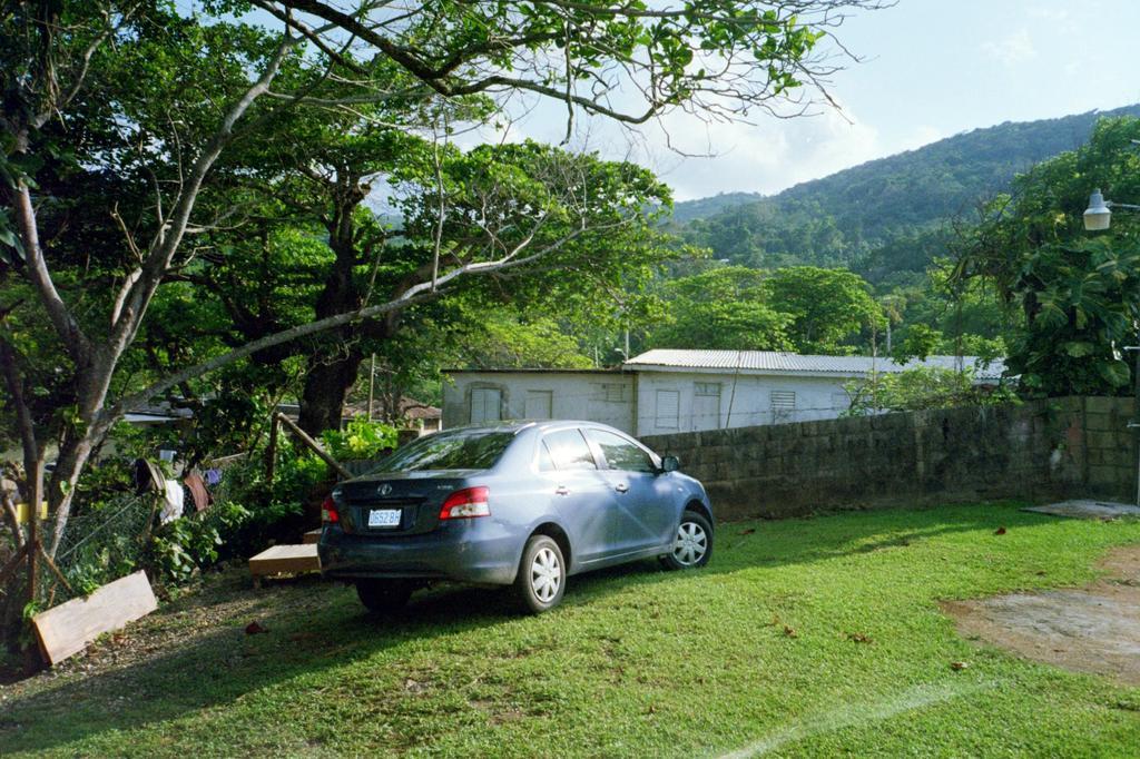 Boston Beach Guesthouse Port Antonio Exterior photo